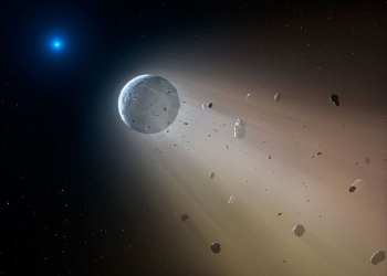 A desintegração do planeta pela ação de uma estrela em vias de se apagar.