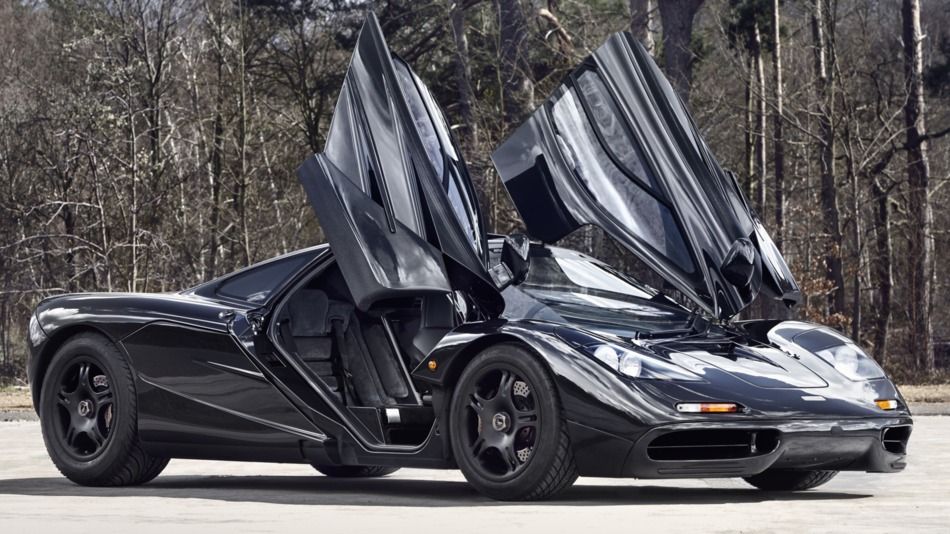 McLaren F1 um dos mais raros supercarros est venda 