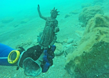 Tesouro com 1600 anos descoberto em navio naufragado