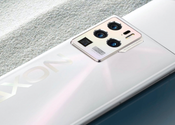 Zte axon 30 ultra aerospace