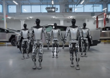 Robô humanoide da tesla