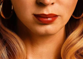Emily blunt netflix chris evans