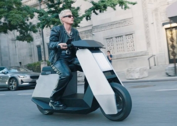 Infinite machine p1: a scooter elétrica inspirada no tesla cybertruck que vais querer