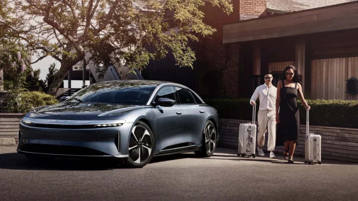 Lucid air pure rwd (2)