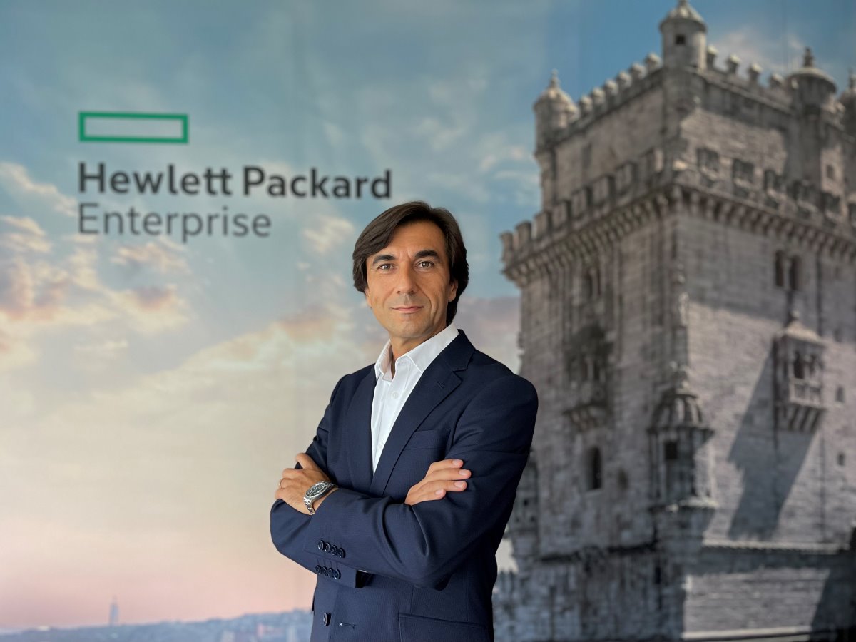 Dennis teixeira sucede carlos leite na hpe portugal