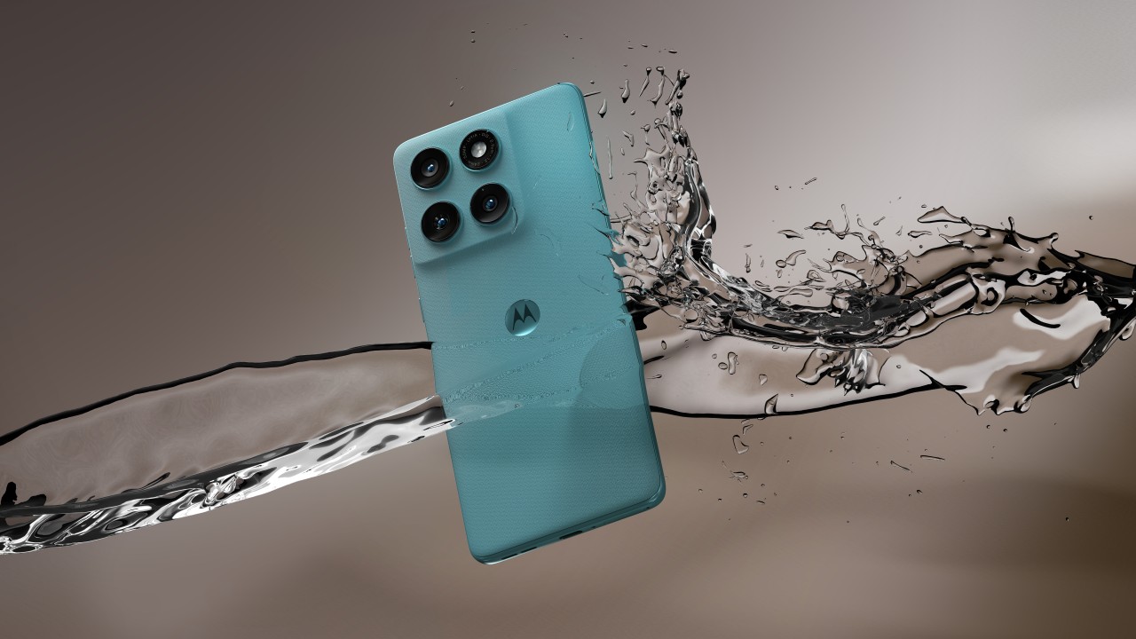 2025 edge 60 fusion kv render ip68 horizontal 1
